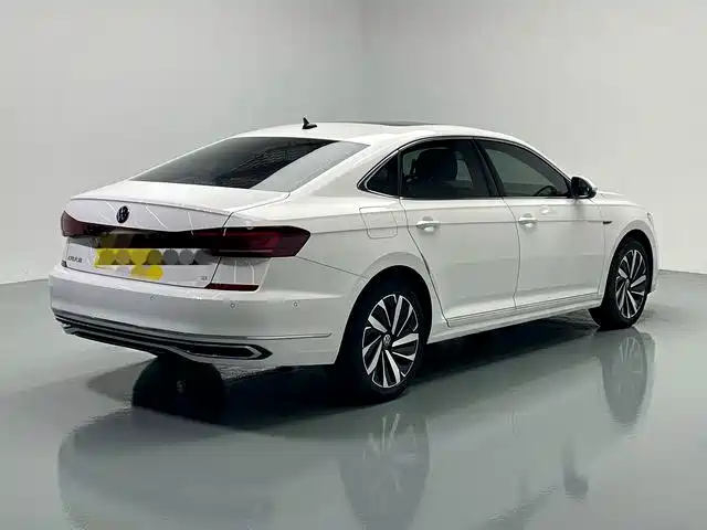 Volkswagen Passat — миниатюра 15