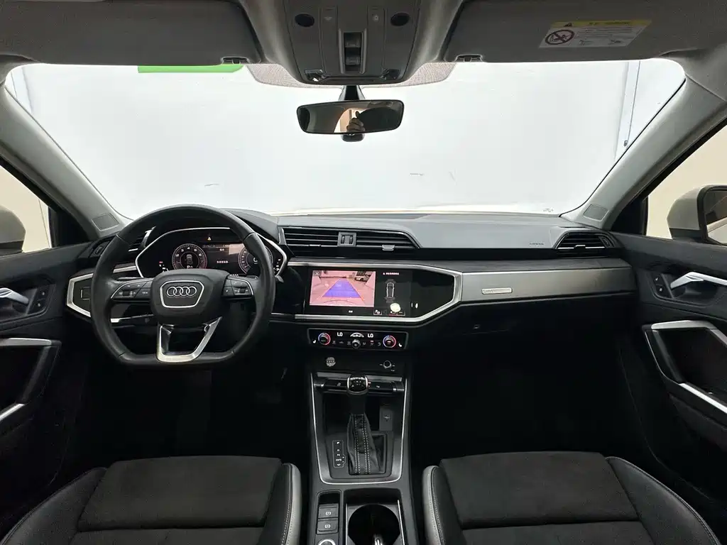 Audi Q3 — миниатюра 12