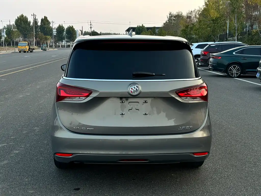Buick GL6 — миниатюра 5