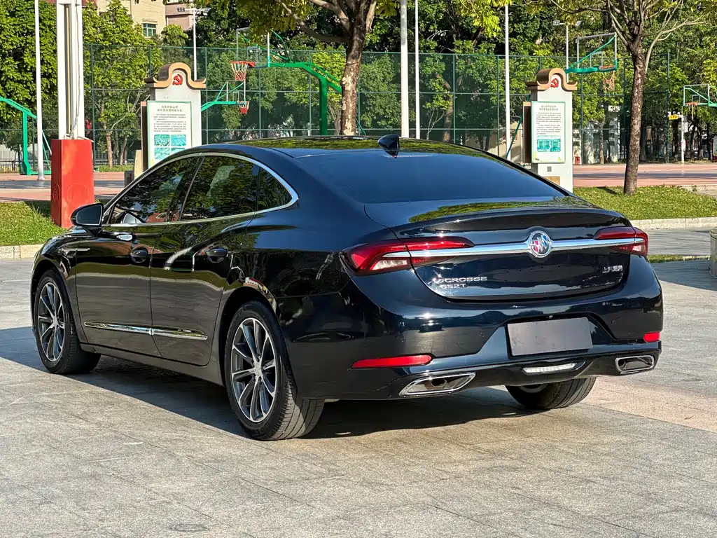 Buick LaCrosse — миниатюра 9