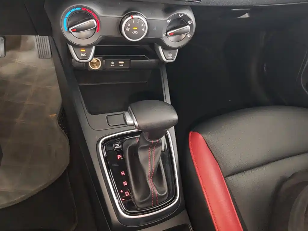 Kia KX Cross — миниатюра 14