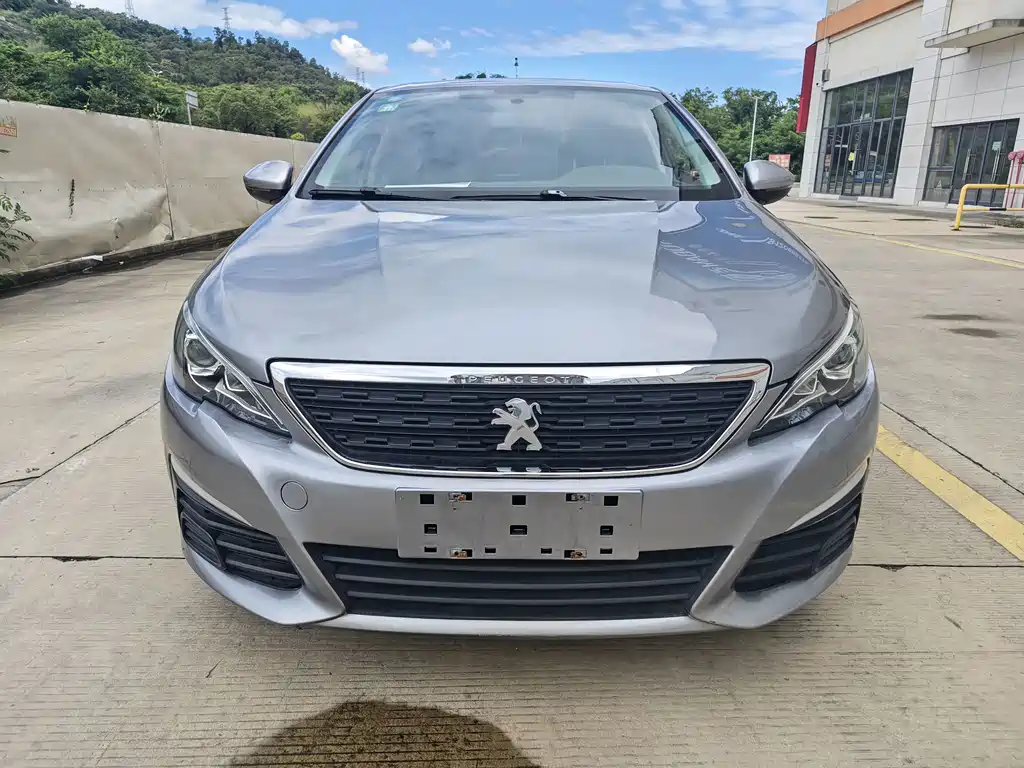 Peugeot 308 — миниатюра 2