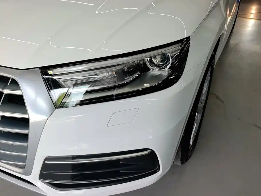 Audi Q5L — миниатюра 5