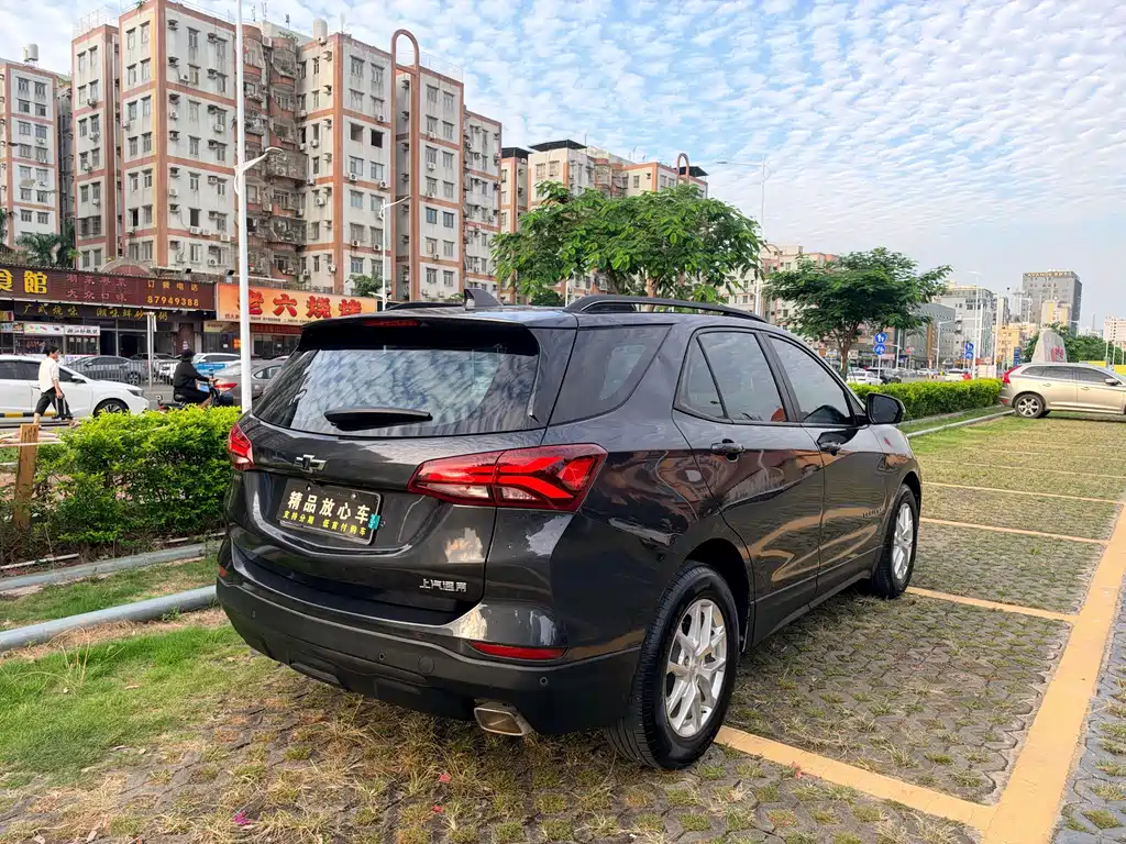 Chevrolet Equinox — миниатюра 6