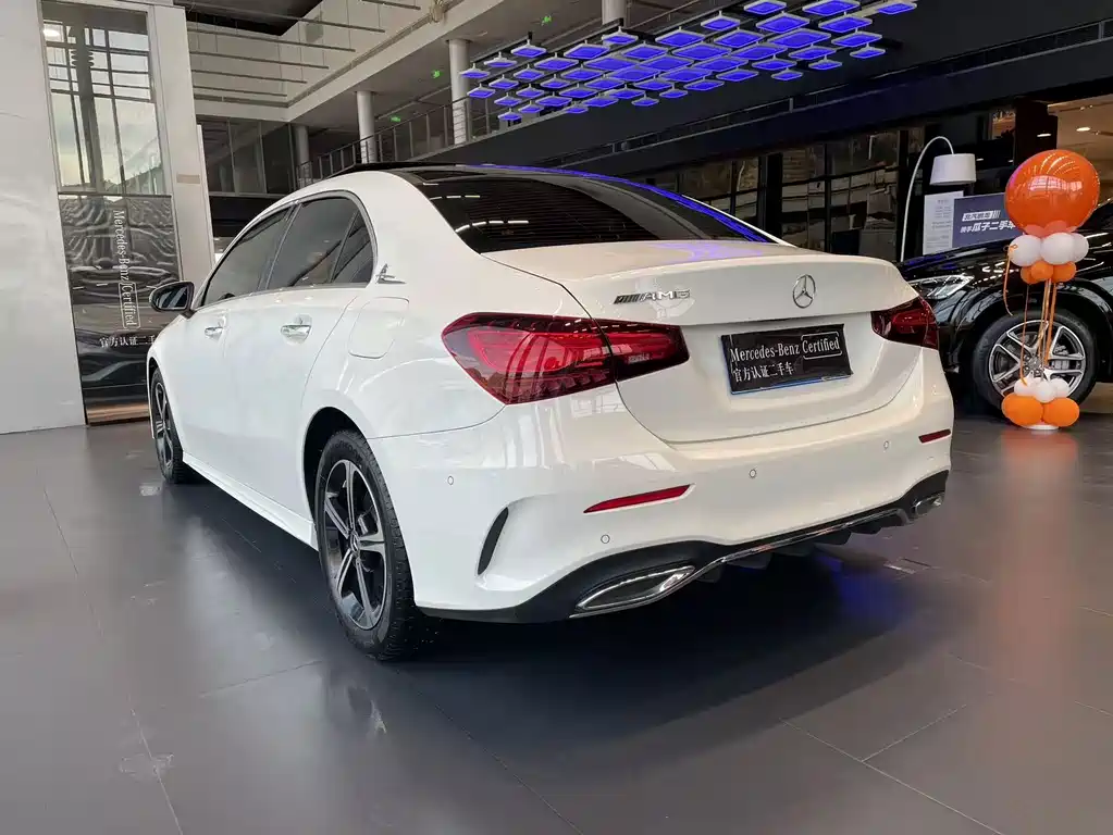 Mercedes-Benz A-Class — миниатюра 8