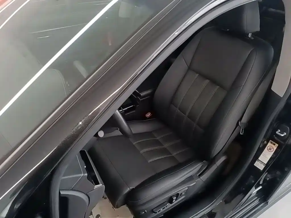 Lexus ES — миниатюра 15