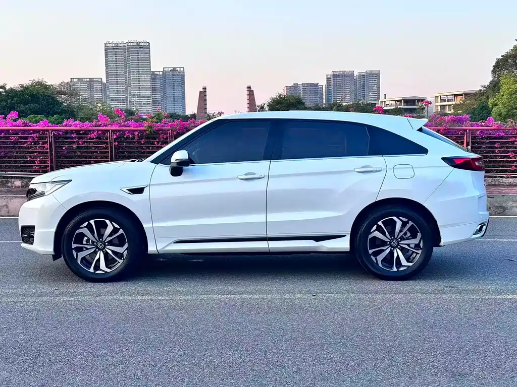Honda UR-V — миниатюра 4