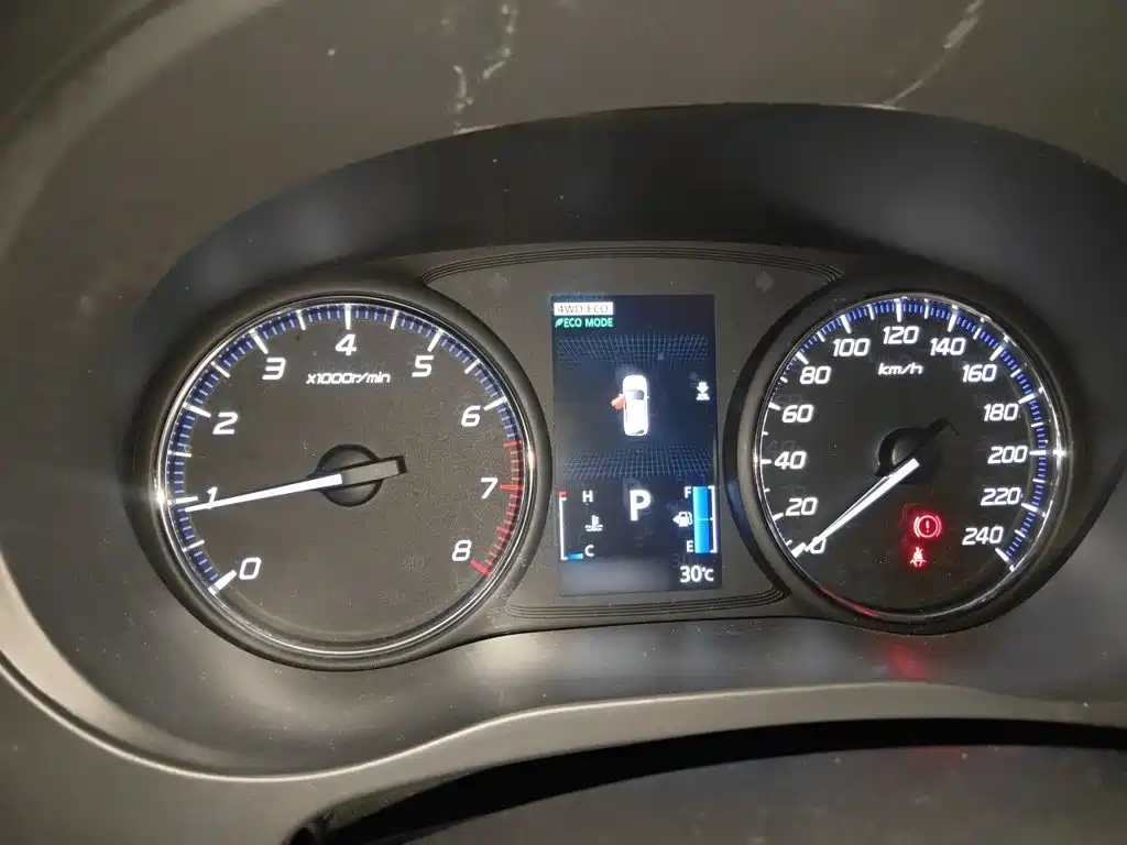 Mitsubishi Outlander — миниатюра 4