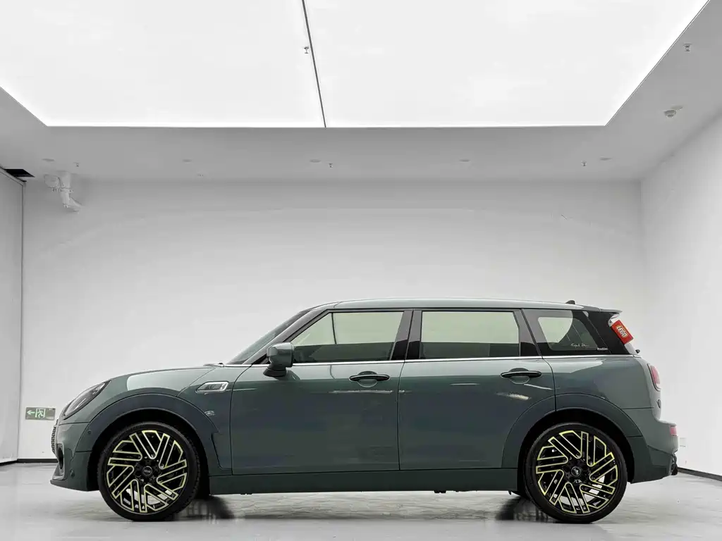MINI Mini Clubman — миниатюра 2