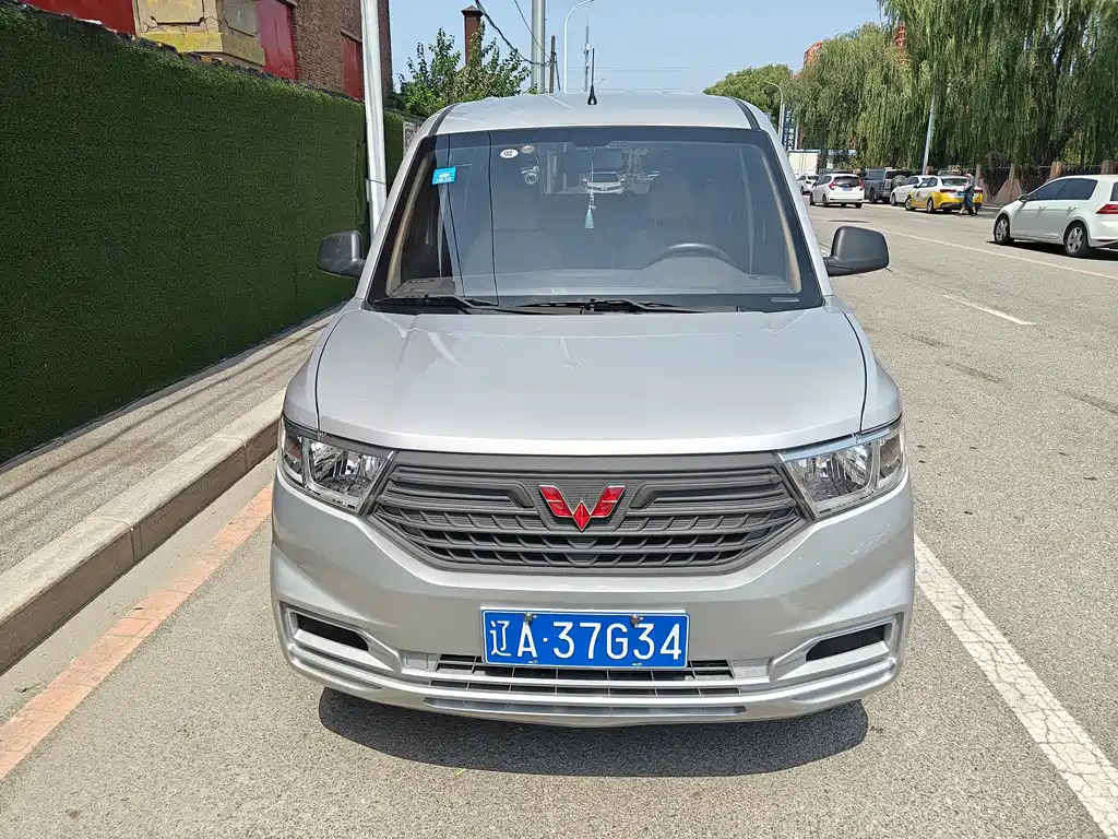 Wuling Hongguang V — миниатюра 13