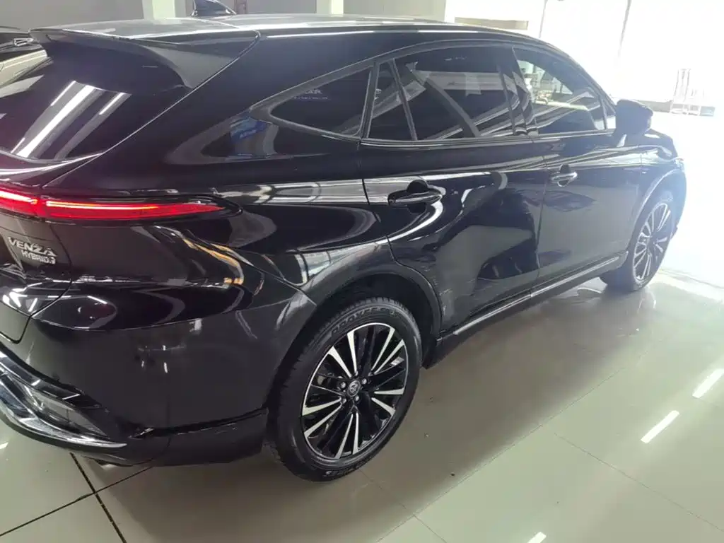 Toyota Venza — миниатюра 7
