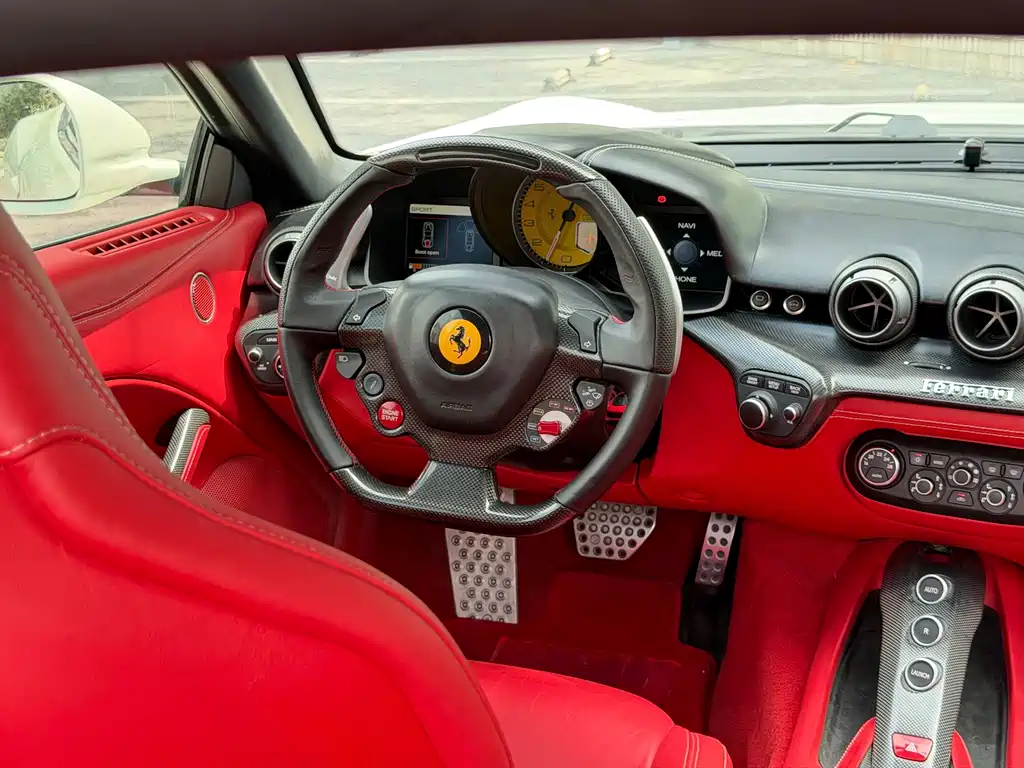 Ferrari F12berlinetta — миниатюра 24