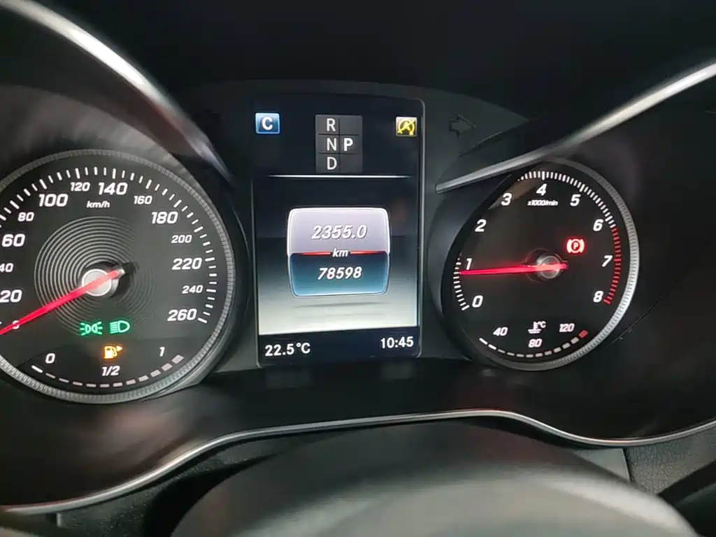 Mercedes-Benz GLC — миниатюра 12