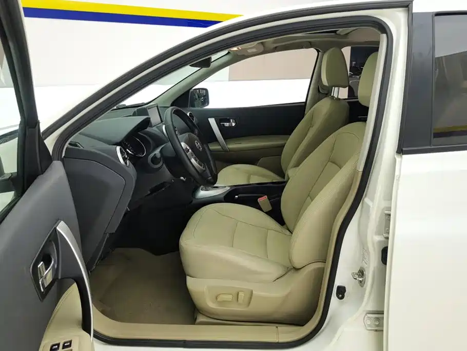 Nissan Qashqai — миниатюра 9
