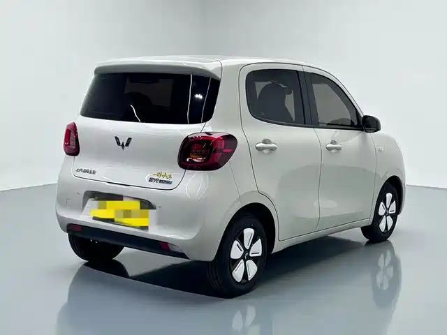 Wuling MINIEV — миниатюра 13
