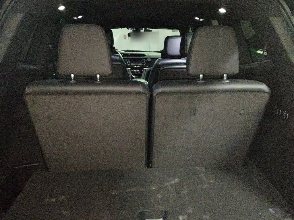 Cadillac XT6 — миниатюра 15