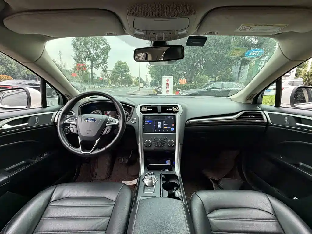 Ford Mondeo — миниатюра 13