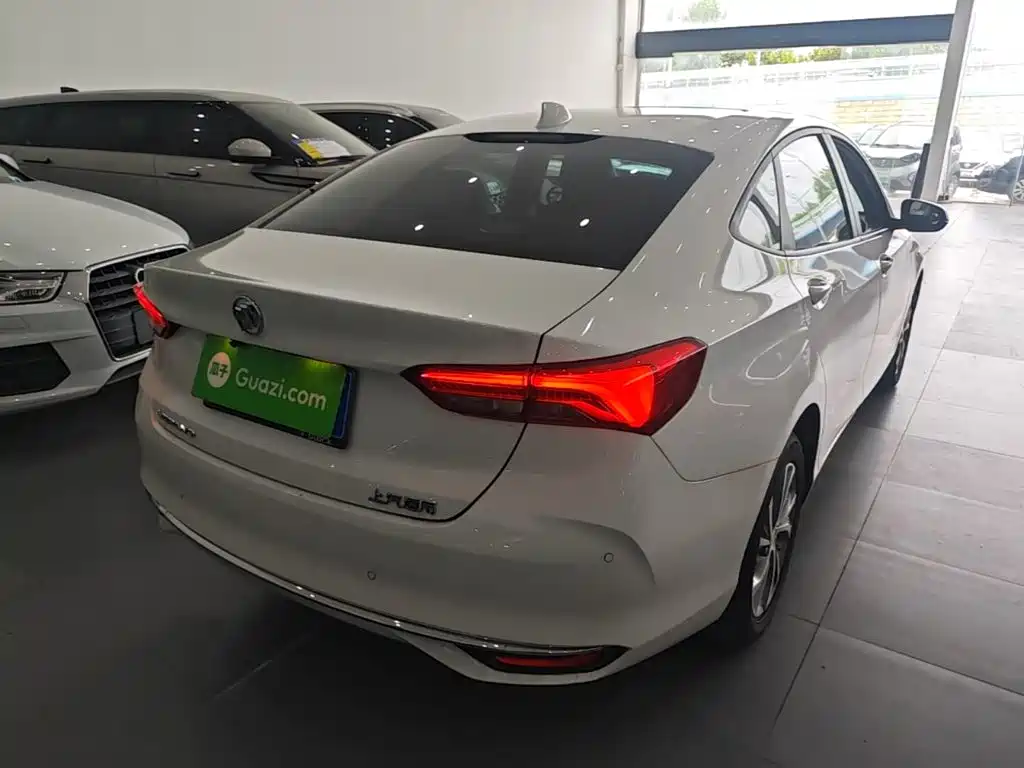 Buick Verano — миниатюра 7