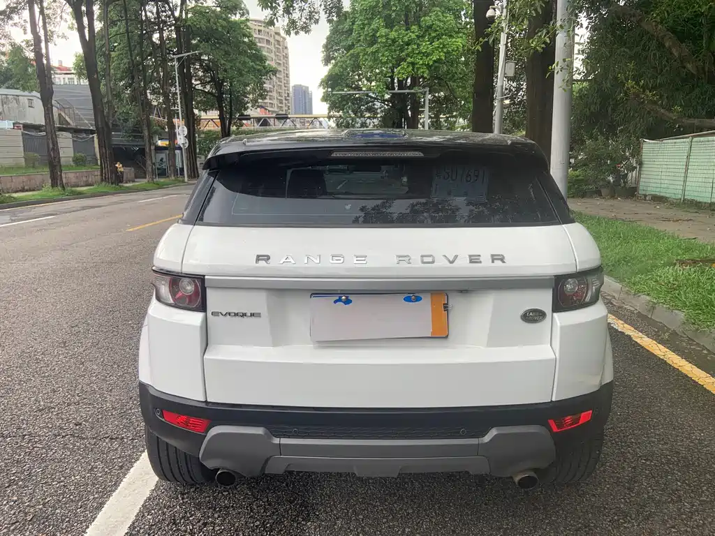 Land Rover Evoque — миниатюра 5