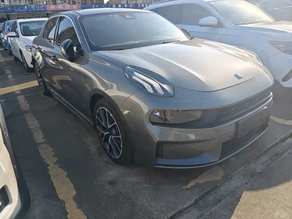 Lynk & Co 03 — миниатюра 3