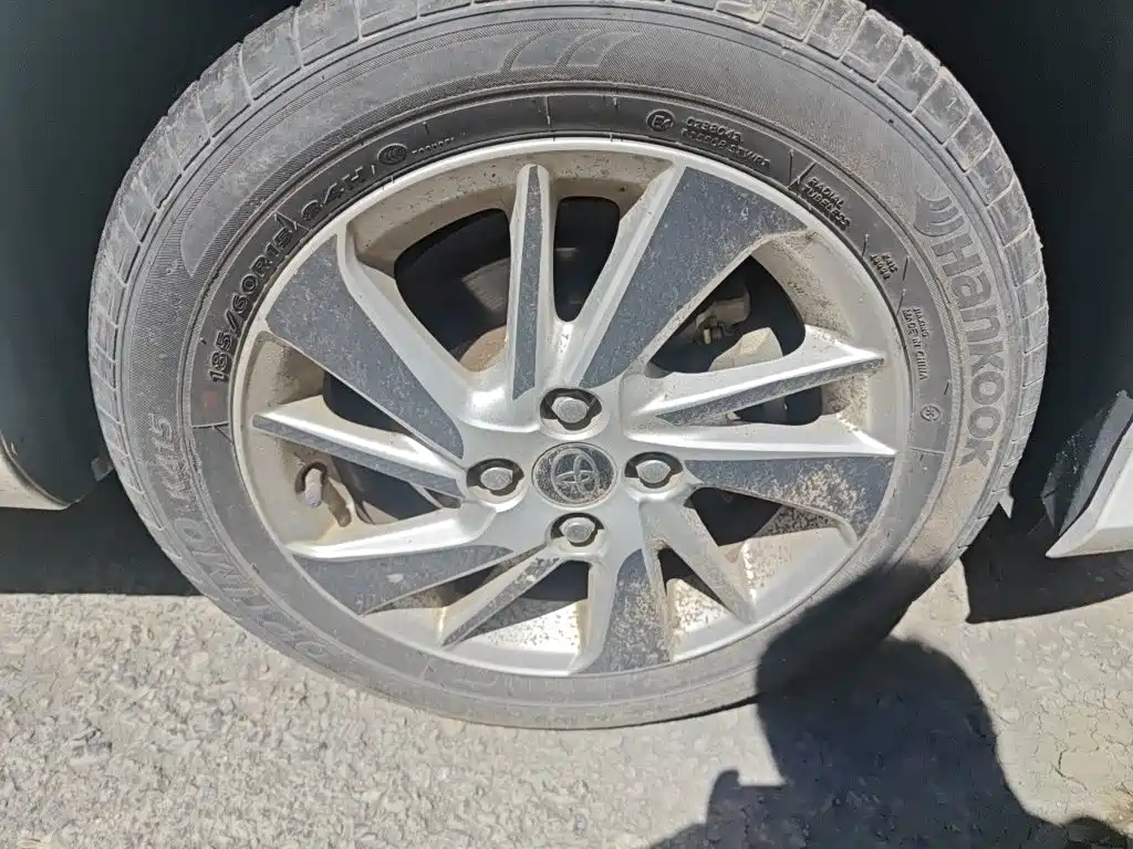 Toyota Yaris L — миниатюра 8