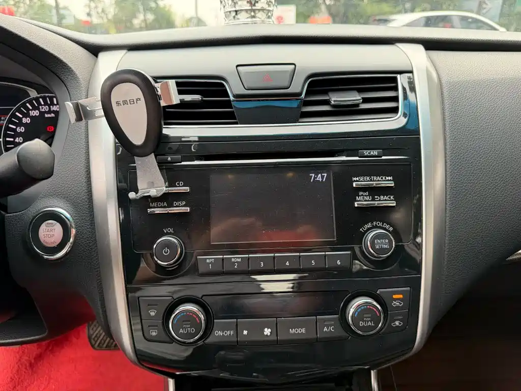 Nissan Teana — миниатюра 10