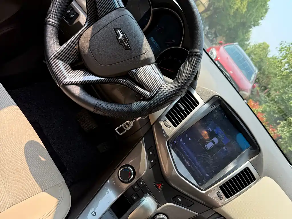 Chevrolet Cruze — миниатюра 6