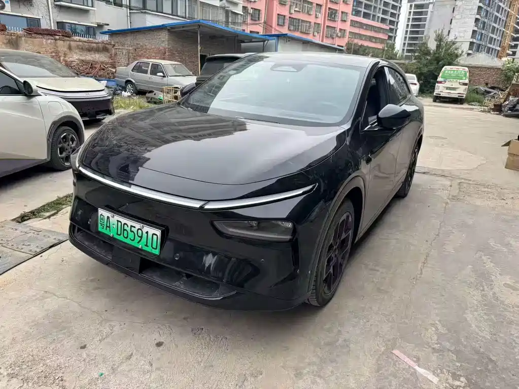 XPeng G7 — миниатюра 2