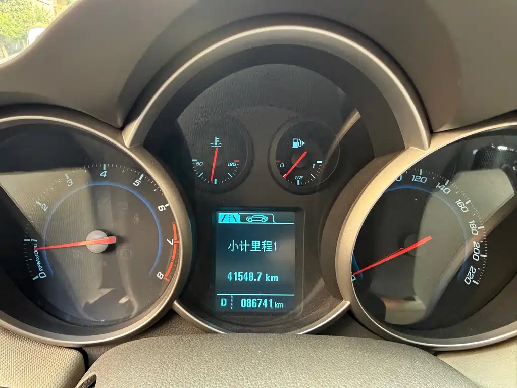 Chevrolet Cruze — миниатюра 3