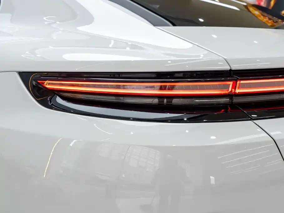 Porsche Panamera — миниатюра 9
