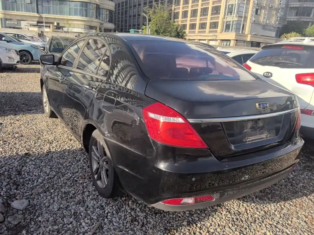 Geely Emgrand — миниатюра 5