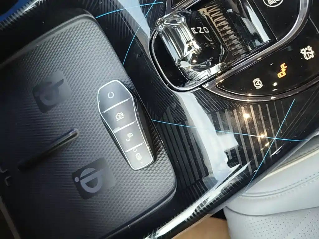 BYD Seal — миниатюра 9