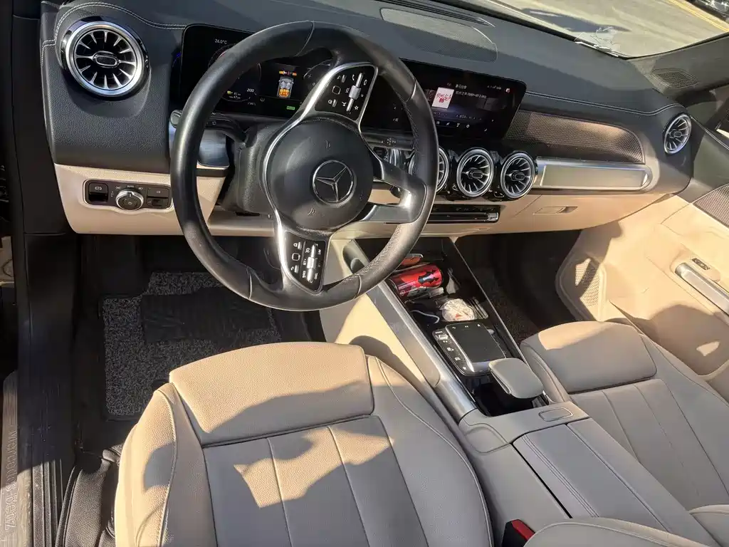 Mercedes-Benz EQB — миниатюра 6