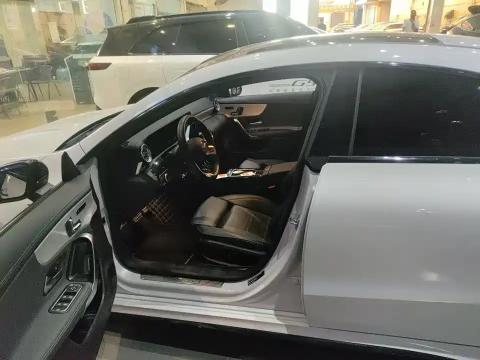 Mercedes-Benz CLA AMG — миниатюра 5