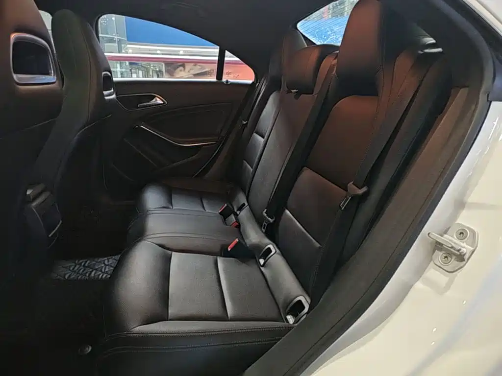Mercedes-Benz CLA (Import) — миниатюра 17