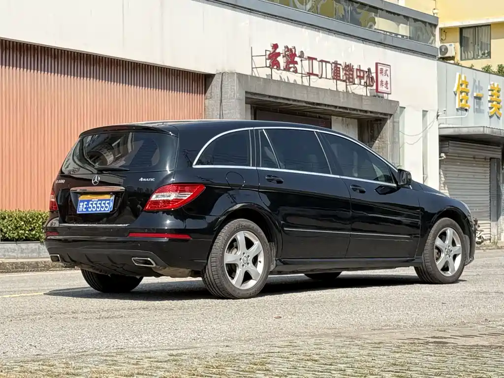 Mercedes-Benz R-Class — миниатюра 2