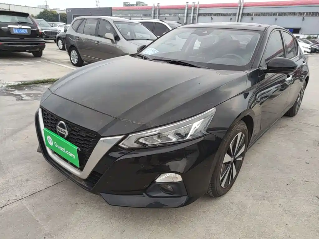 Nissan Teana