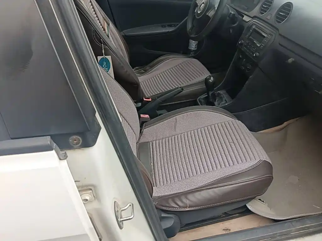 Volkswagen Jetta — миниатюра 25