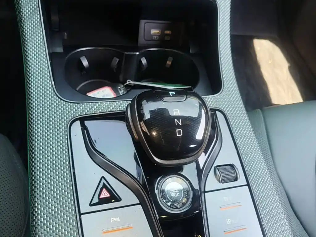 BYD Han — миниатюра 14
