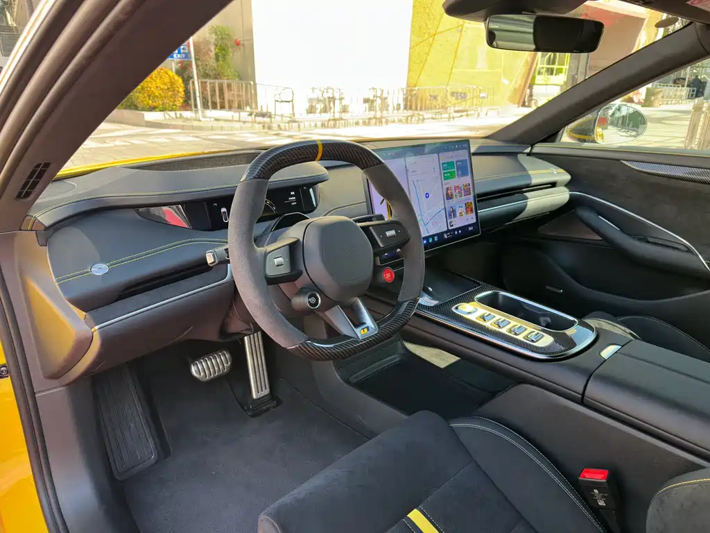 XIAOMI CAR XIAOMI SU7 ULTRA