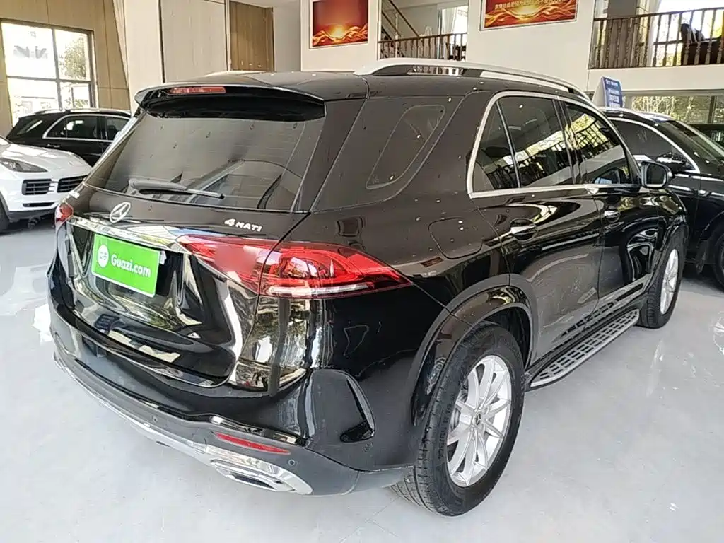 Mercedes-Benz GLE (Import) — миниатюра 7