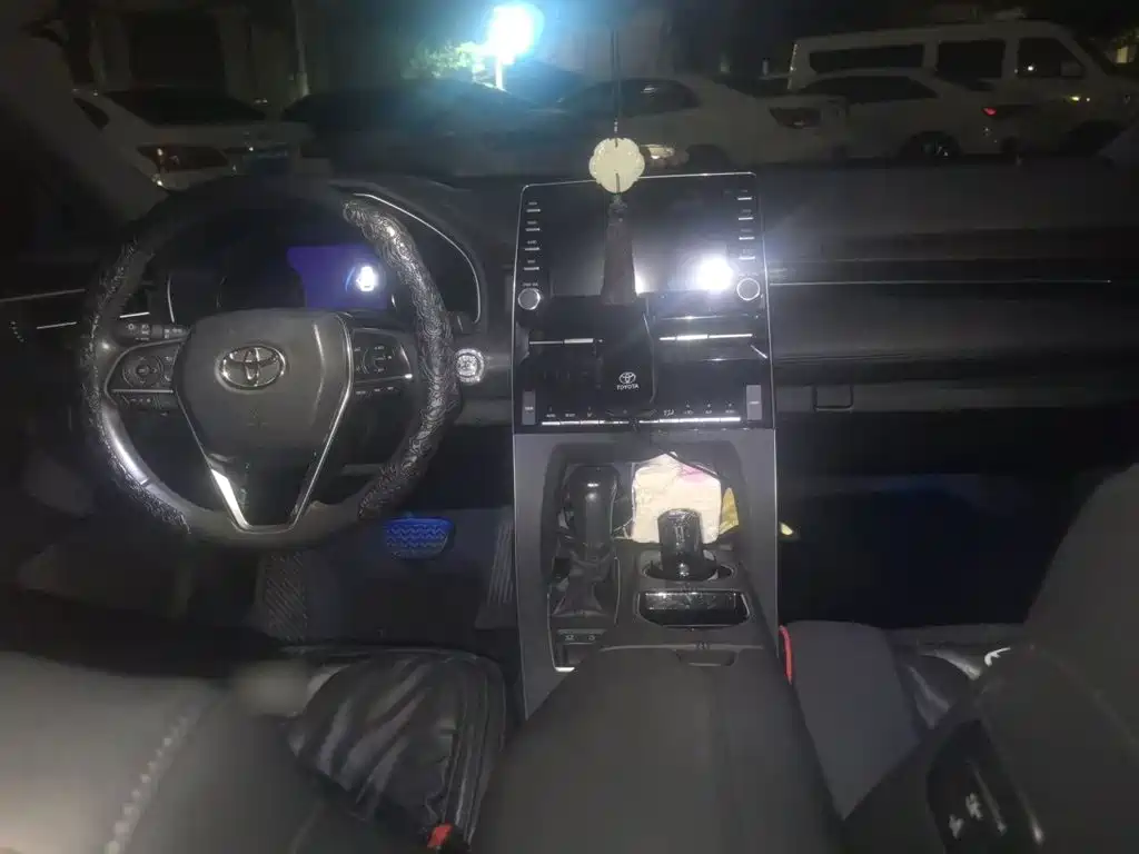 Toyota Avalon — миниатюра 5