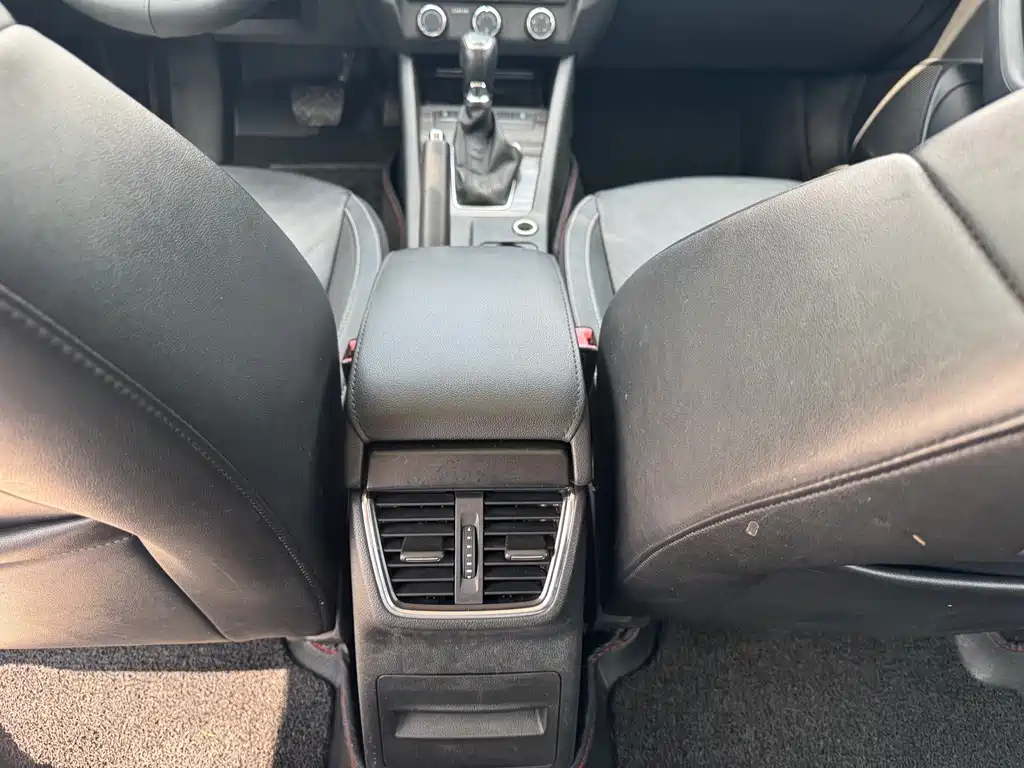 Skoda Octavia — миниатюра 13
