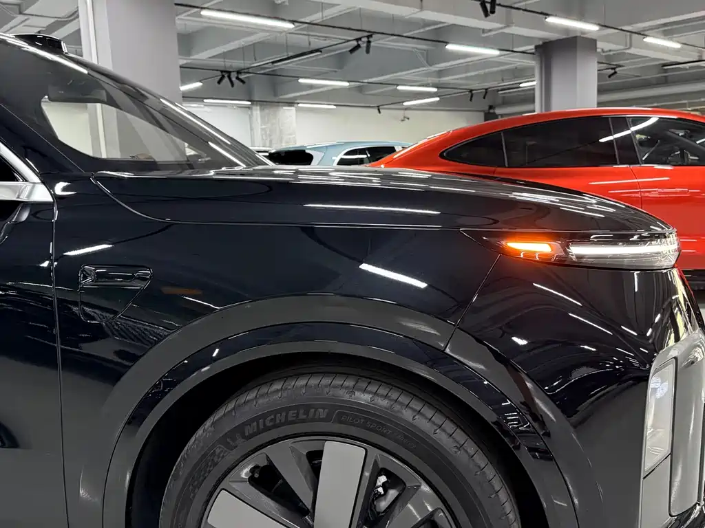 Li Auto Li L8 — миниатюра 4