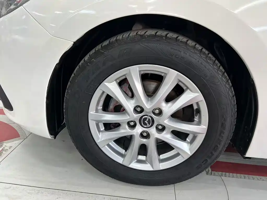Mazda 3 Axela — миниатюра 12