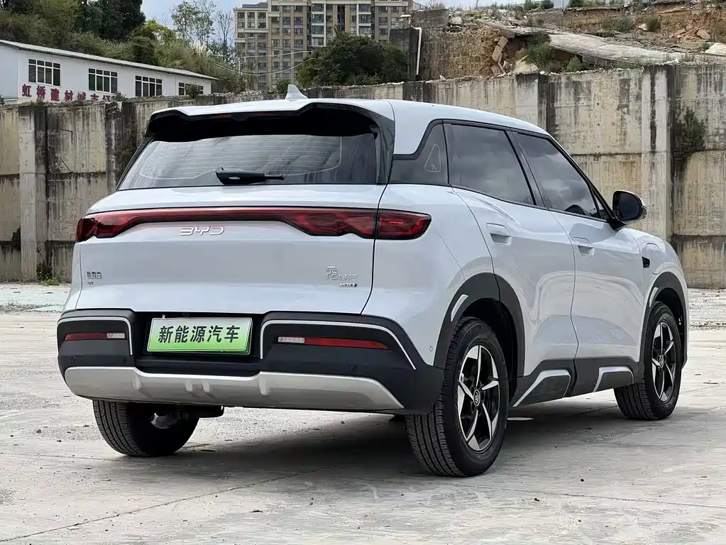 BYD Yuan UP — миниатюра 7
