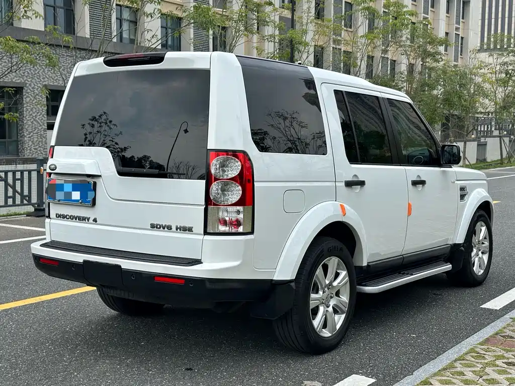 Land Rover Discovery — миниатюра 9