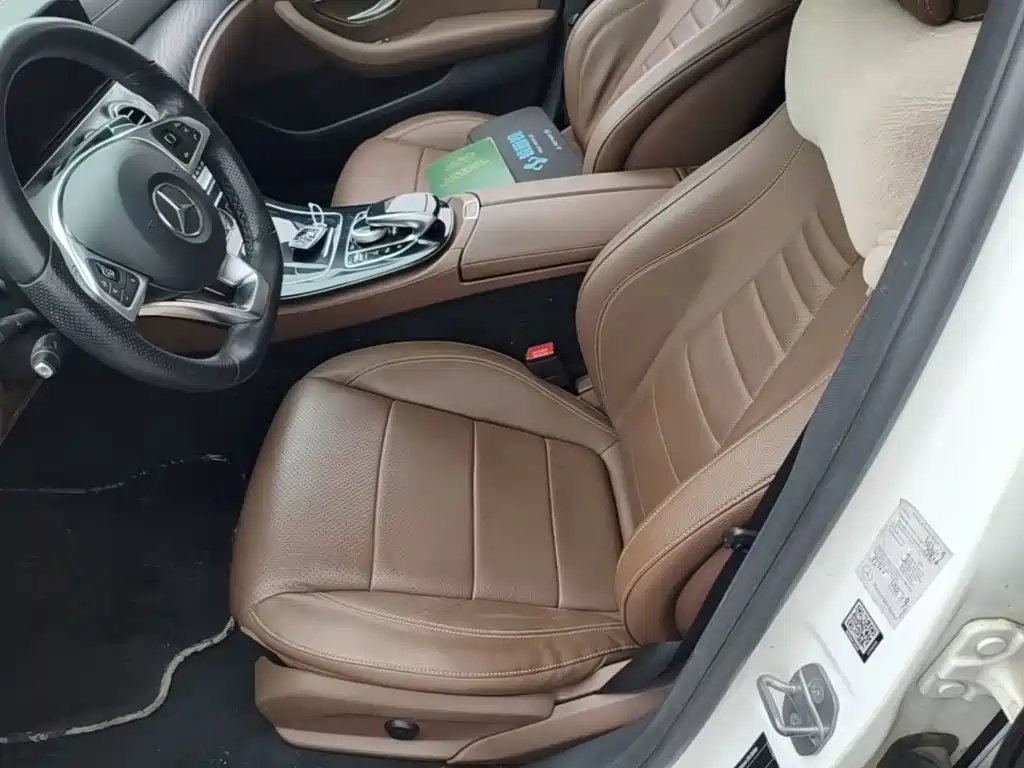 Mercedes-Benz E-Class — миниатюра 15