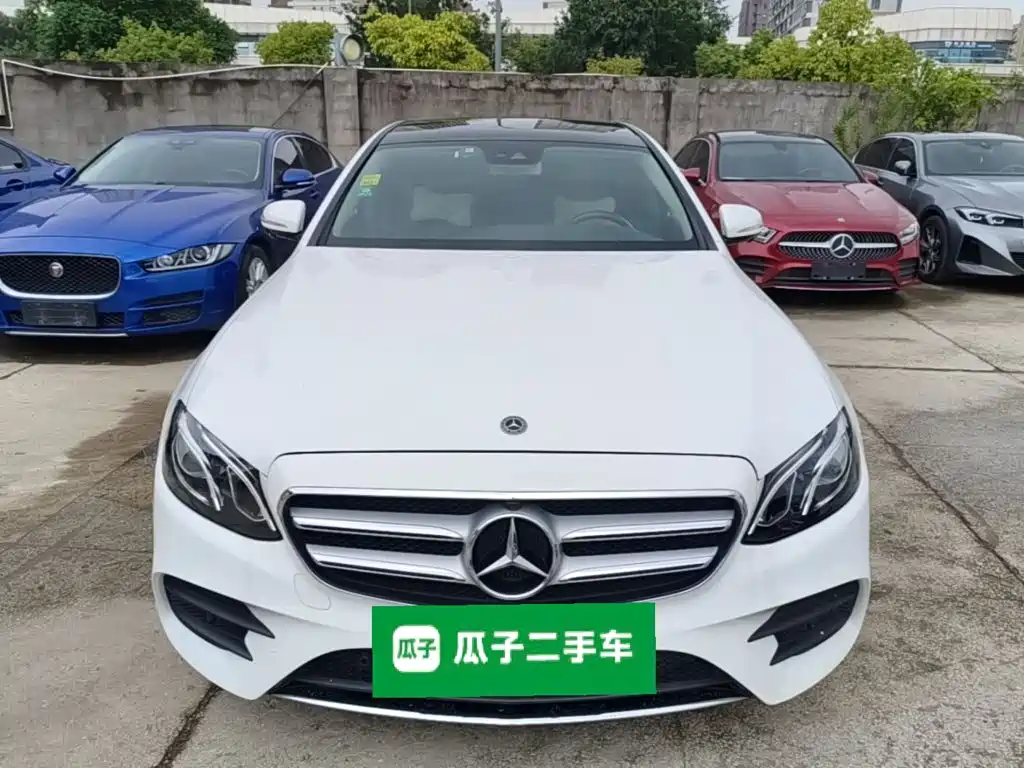 Mercedes-Benz E-Class — миниатюра 3
