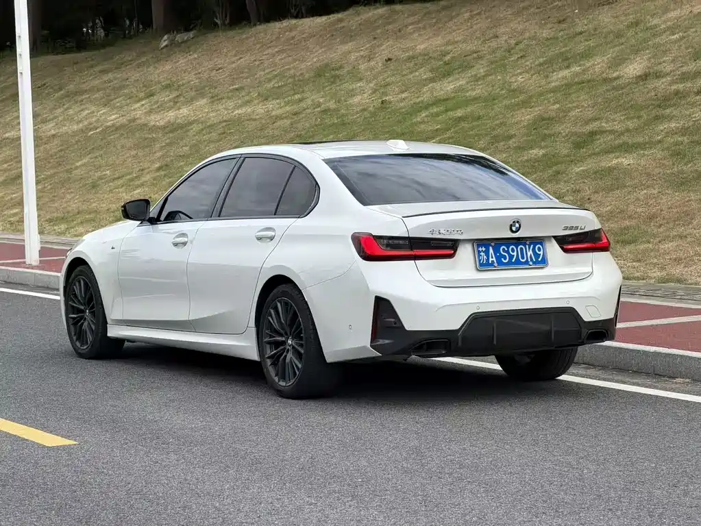 BMW 3 Series — миниатюра 6